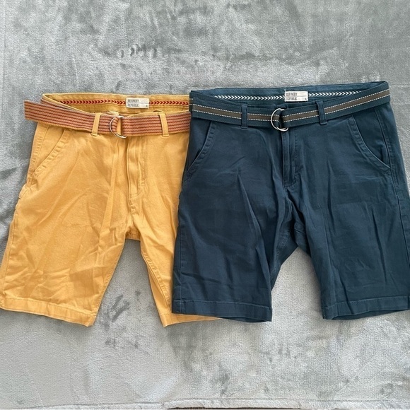 Refinery Republic Belted Chino Shorts Set of 2 Yellow and Navy Both Size 32 - Picture 1 of 10